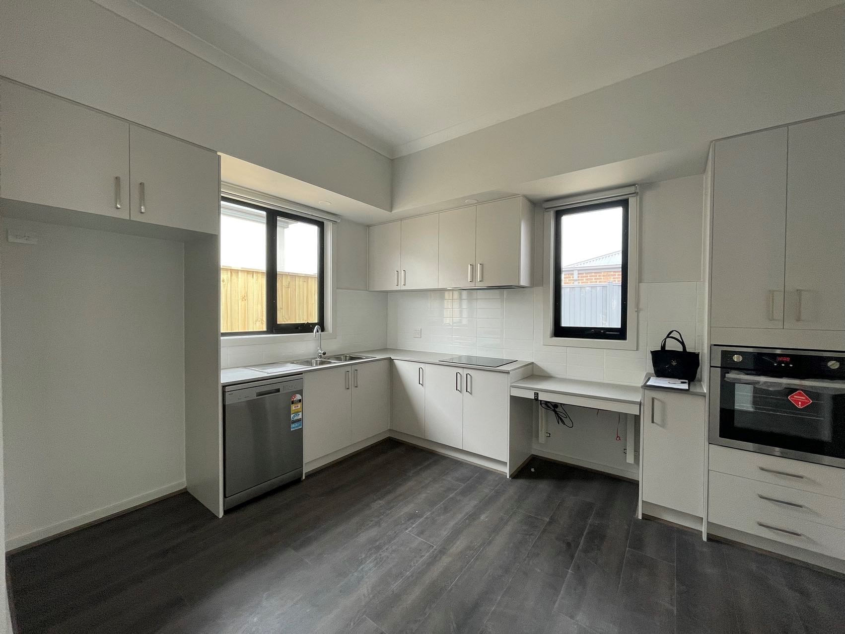 SDA Robust 2 Bedroom House plus OOA Weir Views, Vic | 094